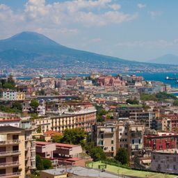 Blick auf Neapel in Italien