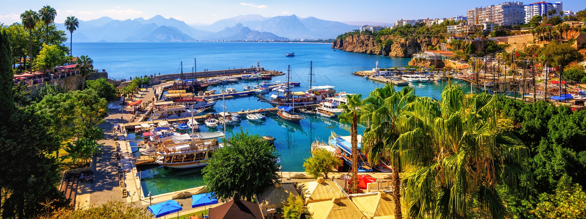 Flüge Antalya - Blick auf den Hafen von Antalya