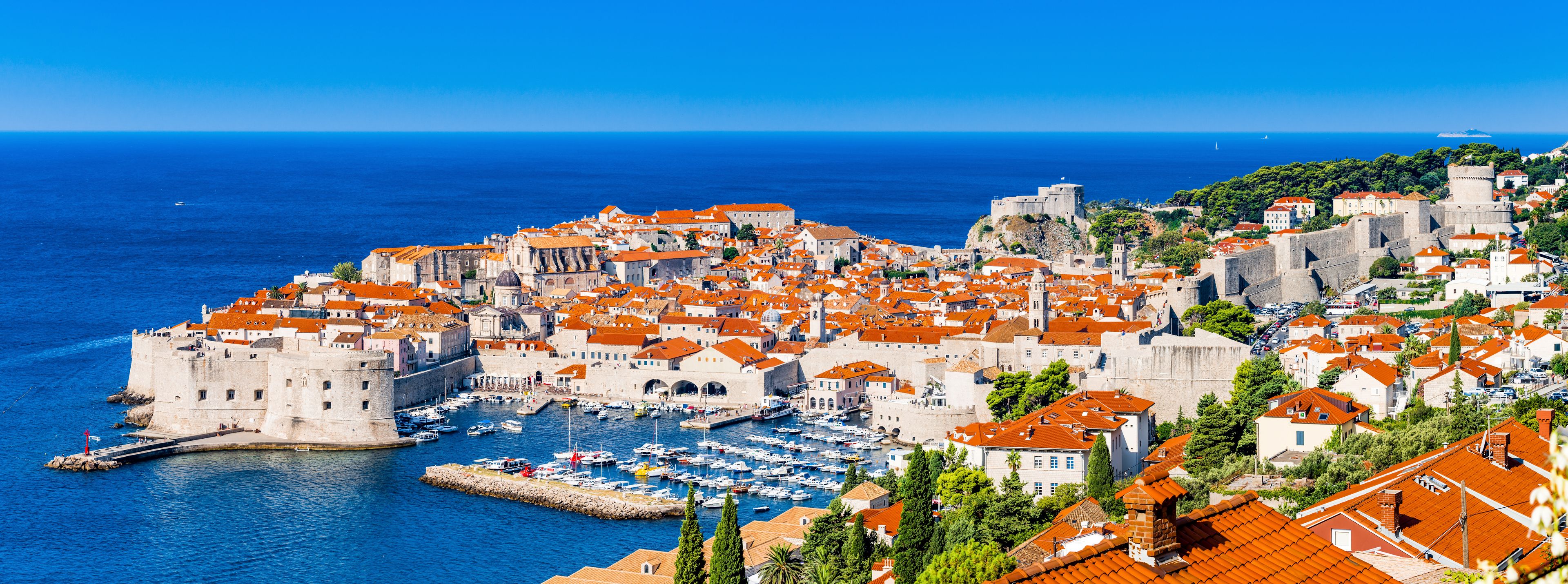 Schöner Blick auf die Altstadt von Dubrovnik in Kroatien