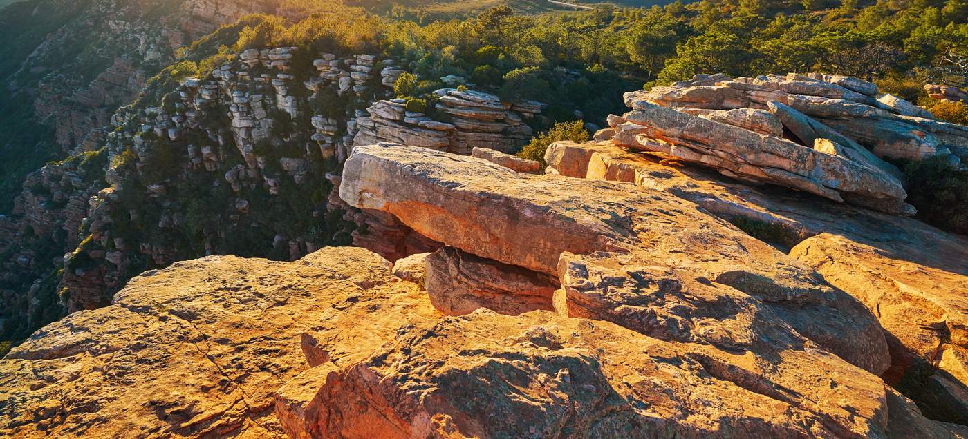 Calderon Sierra Valencia - Gipfel Garbí bietet weite Blicke über die Landschaft bis zum Golf von Valencia.