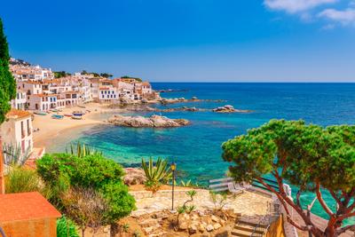 Costa Brava - der nordöstlichste Streifen der spanischen Mittelmeerküste in der autonomen Region Katalonien