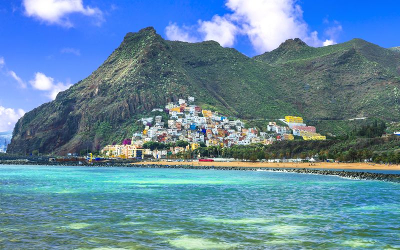 Fluege Teneriffa - Strand Playa de las Teresitas Teneriffa
