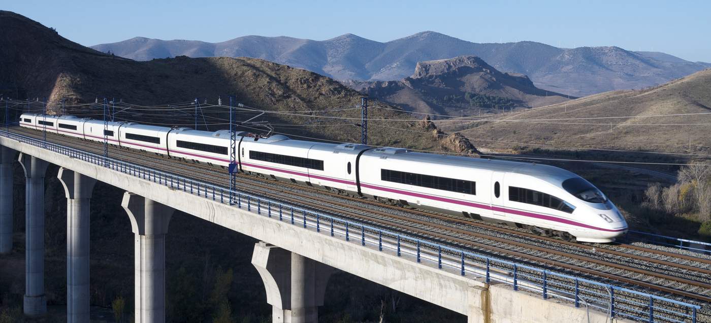 2026 wird eine Mischung aus historischem Luxus-Tourismus (Al Andalus) und fortschrittlicher, schnellerer Infrastruktur