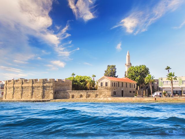 Fluege Larnaca - Blick auf das Schloss von Larnaka in Zypern