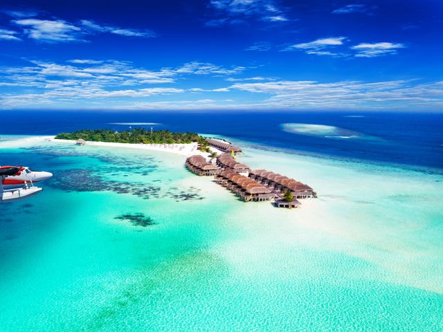 Fluege Malediven - Blick auf ein Inselresort
