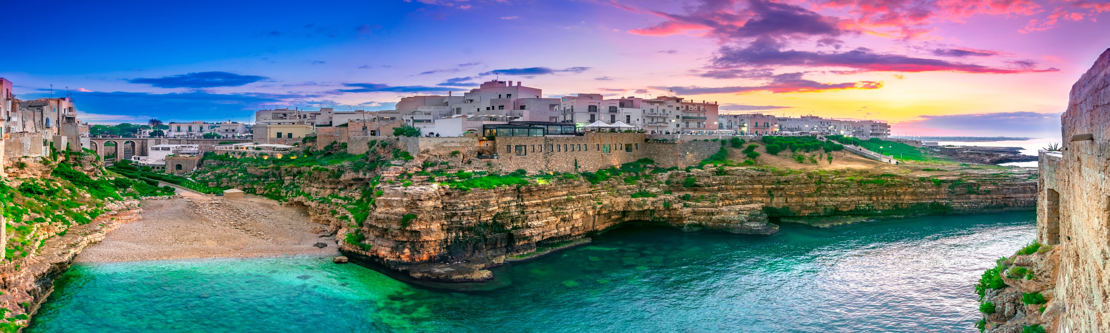 Blick Polignano a Mare Bari in Italien