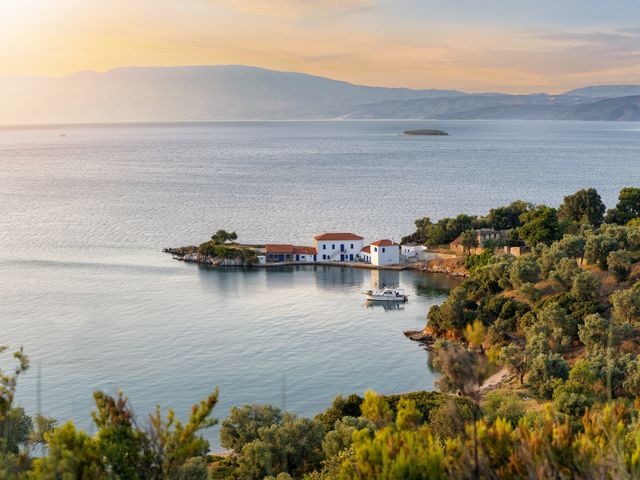 Fluege Volos - Blick auf das Dorf Milina