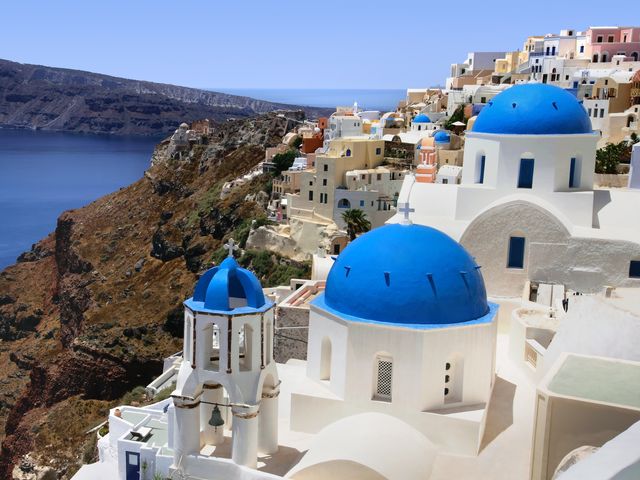 Fluege Santorin - Schöner Blick auf die Insel Santorini - Kykladen in Griechenland