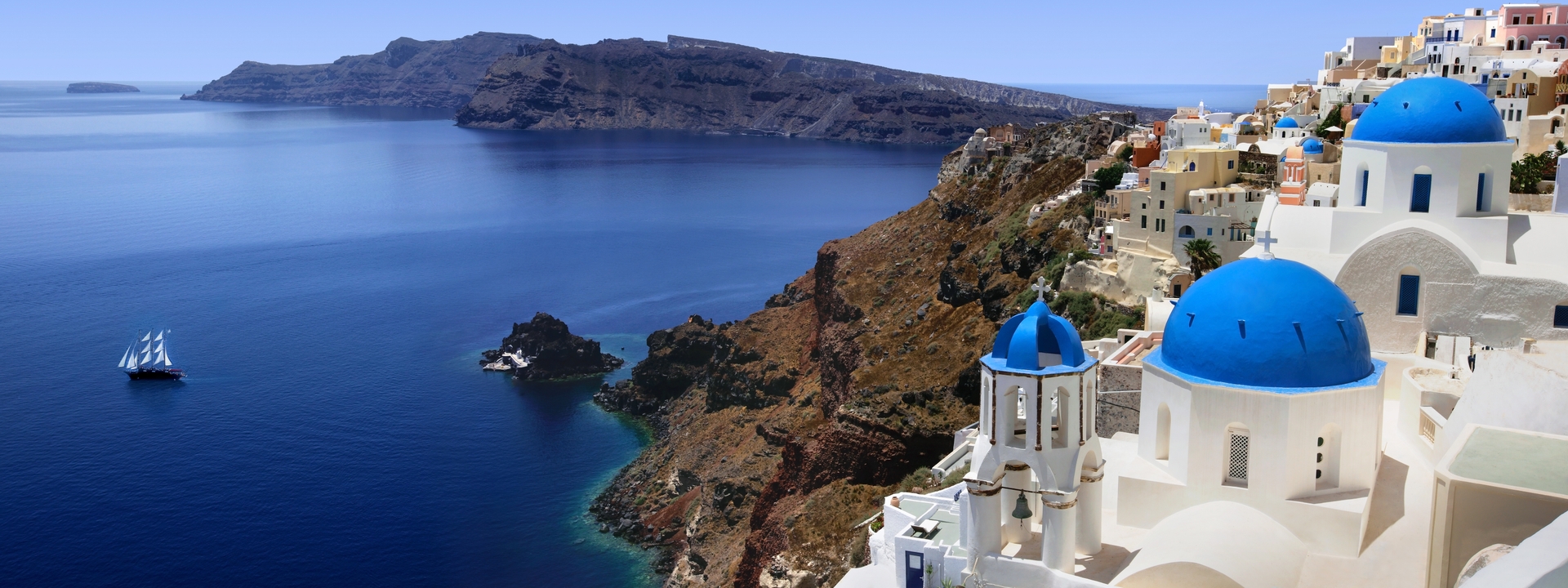Fluege Santorin - Schöner Blick auf die Insel Santorini - Kykladen in Griechenland
