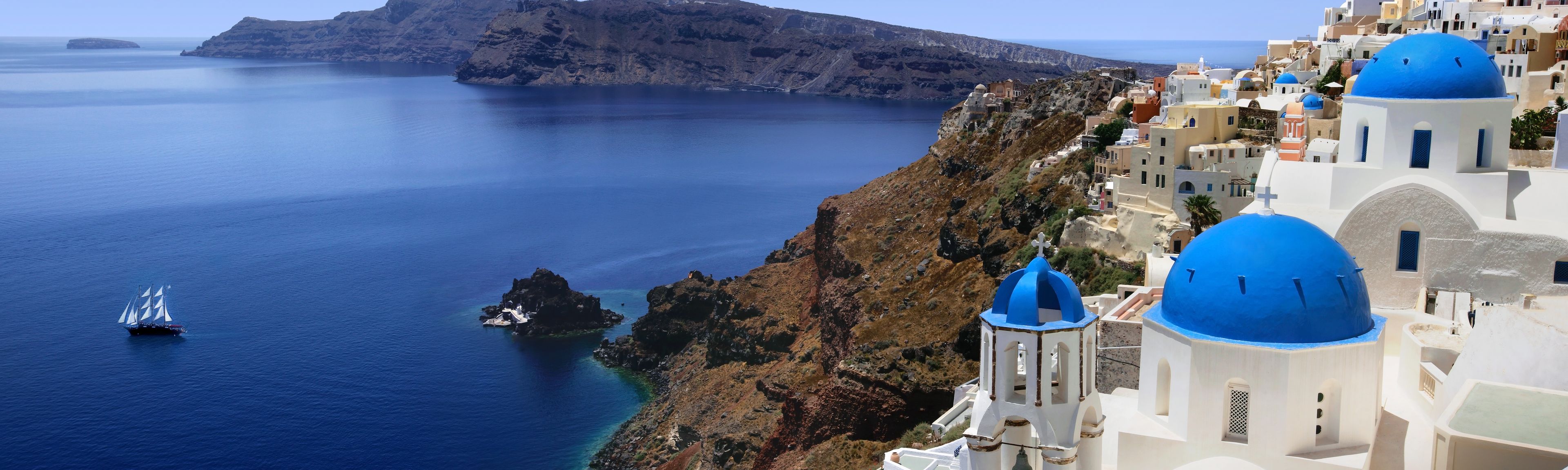 Fluege Santorin - Schöner Blick auf die Insel Santorini - Kykladen in Griechenland