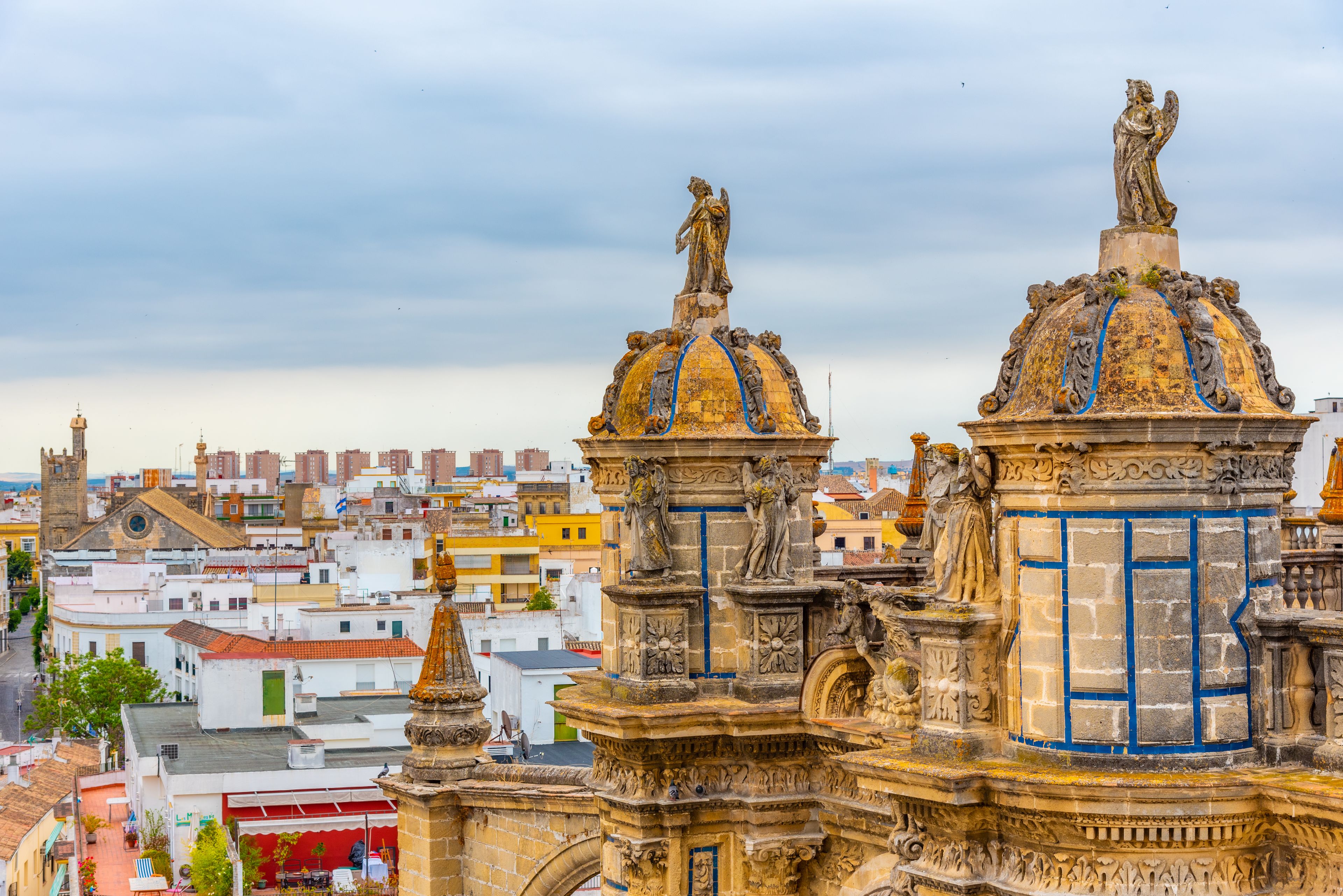 Blick auf die Kathedrale von Jerez de la Frontera in Andalusien