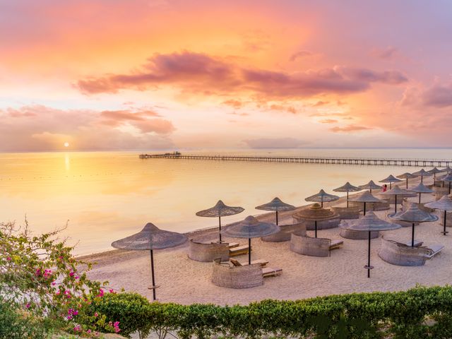 Fluege Marsa Alam - Blick auf einen Strand in Marsa Alam Ägypten