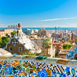 Eine der besten Sehenswürdigkeiten Barcelonas - Der Park Guell.