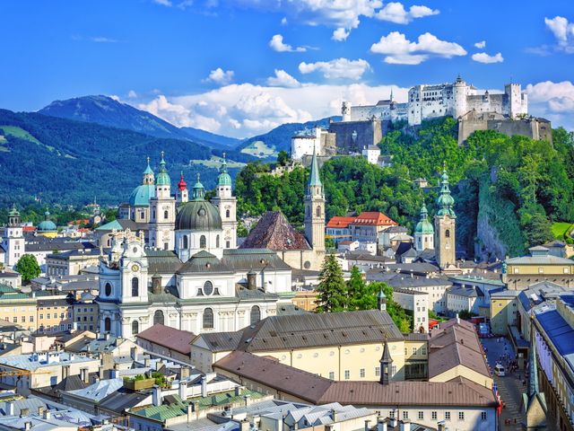 Fluege Salzburg - Blick auf die Stadt