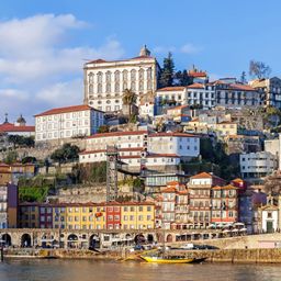 Flüge Porto - Blick auf den Douro River in Porto in Portugal