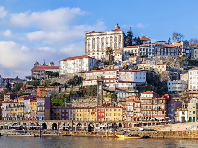 Flüge Porto - Blick auf den Douro River in Porto in Portugal
