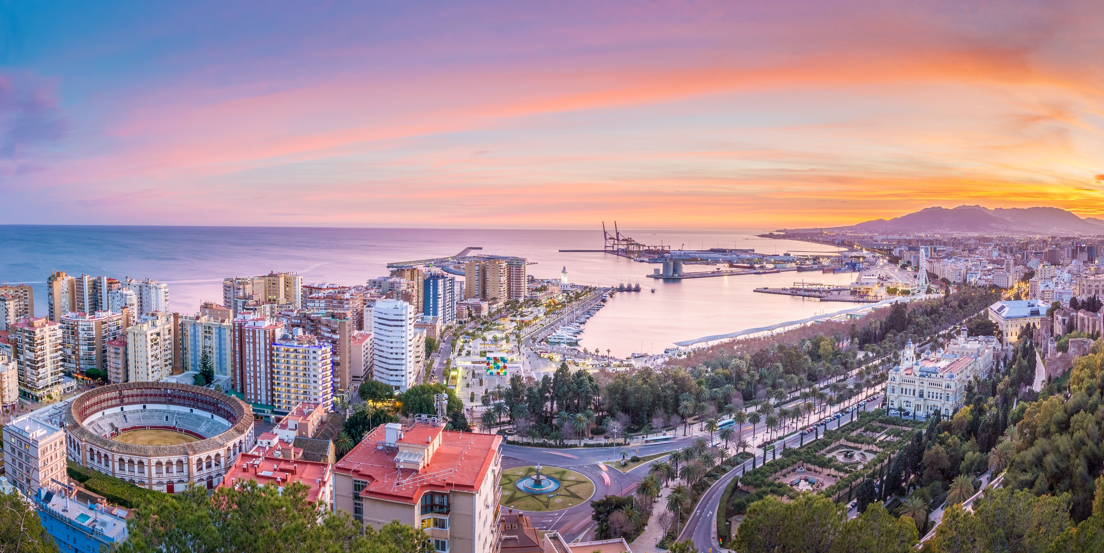 Malaga an der Costa del Sol in Andalusien - Schöner Blick über die Metropole.