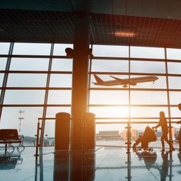 Die Luftverkehrsteuer für Flugtickets veringert sich in 2026.