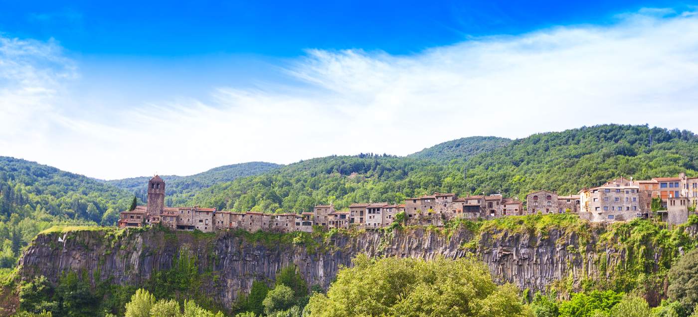 La Garrotxa - faszinierende Natur- und Vulkanregion im Nordosten von Katalonien (Spanien), etwa zwei Autostunden nördlich von Barcelona und nahe den Pyrenäen