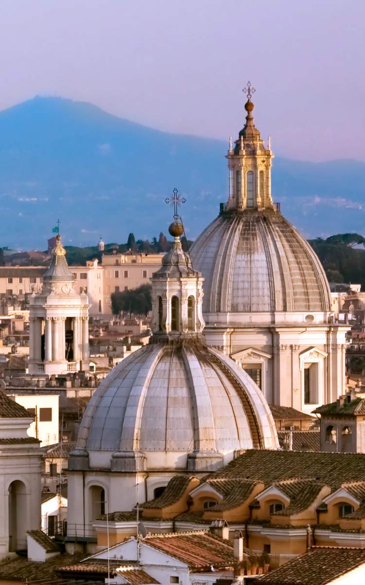 Fluege Rom - Blick über die Ewige Stadt Rom in Italien