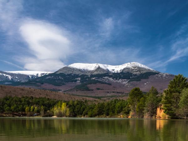 Moncayo - ist mit einer Höhe von 2.373 Metern die höchste Erhebung dieser Gebirgskette.