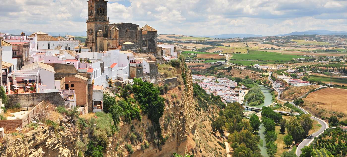 Blick auf Arcos de la Frontera in der Provinz Cadiz - Andalusien.