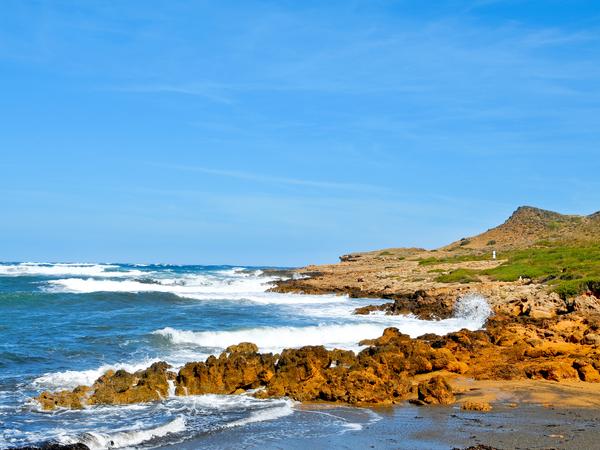 Binimela Strand auf Menorca