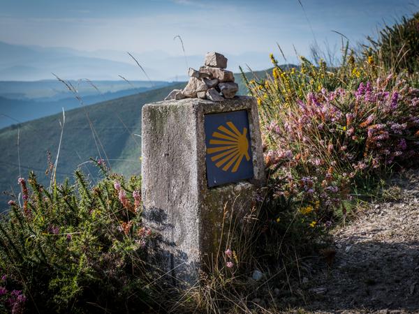 Entlang des Camino Primitivo Jakobsweg durch Asturien.