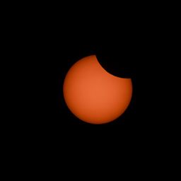 Günstige Flüge zur Sonnenfinsternis mit McFlight buchen.