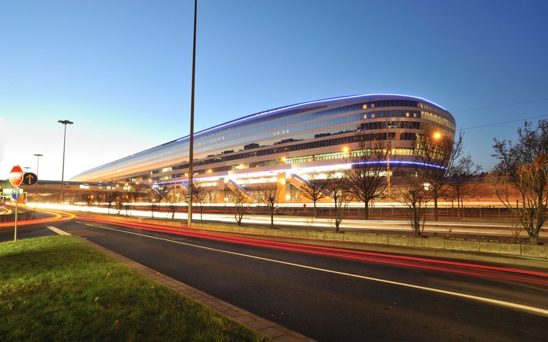 Frankfurt Flughafen Anreise wegen S8 und S9 Baustelle ab Januar 2026 erschwert.