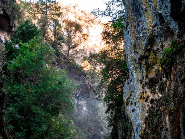 Río Borosa - bekannt für seine atemberaubende Landschaft mit Schluchten, Wasserfällen und glasklarem Wasser