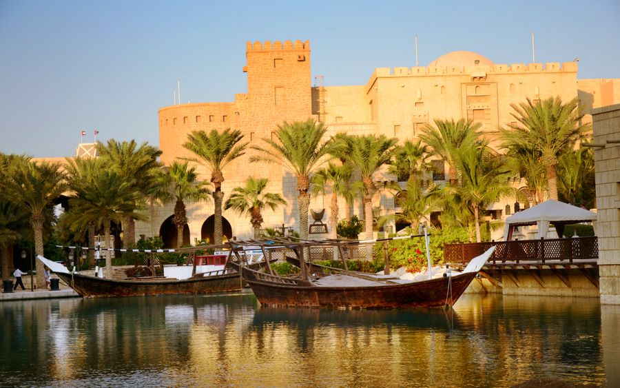 Reisewarnung für Dubai, Doha und weitere Flugziele im Februar 2026.