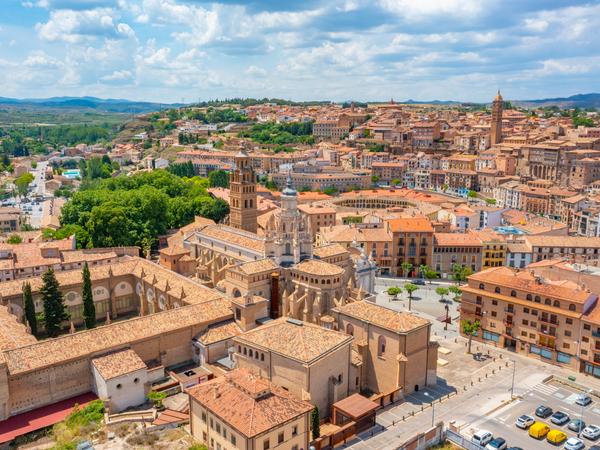 Tarazona - ist am Fuße des Moncayo-Gebirges gelegen und ein wichtiger Verkehrsknotenpunkt