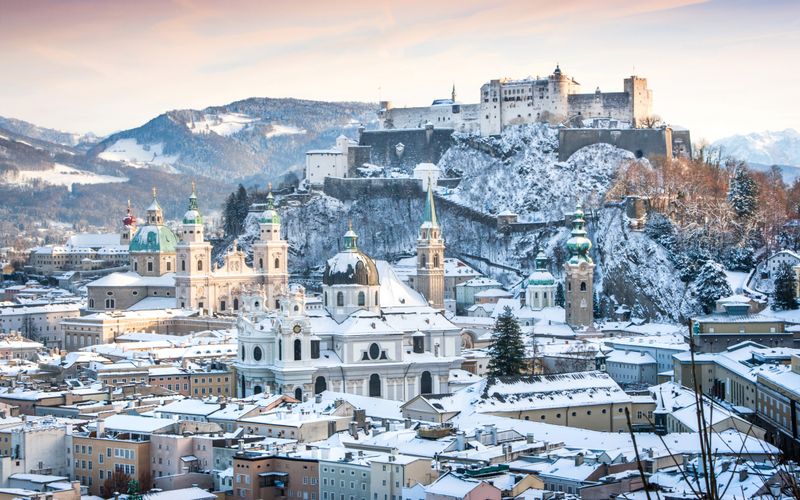 Flüge in die Wintersonne ab Salzburg SZG nach Aegypten, die Kanaren und Marrakesch.