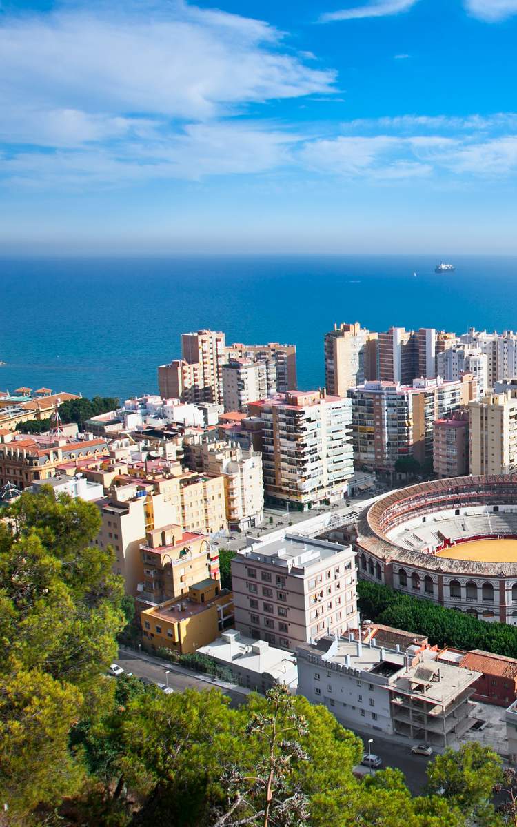 Flüge ab Frankfurt neue Flugstrecken nach Manchester, Malaga und Valencia.