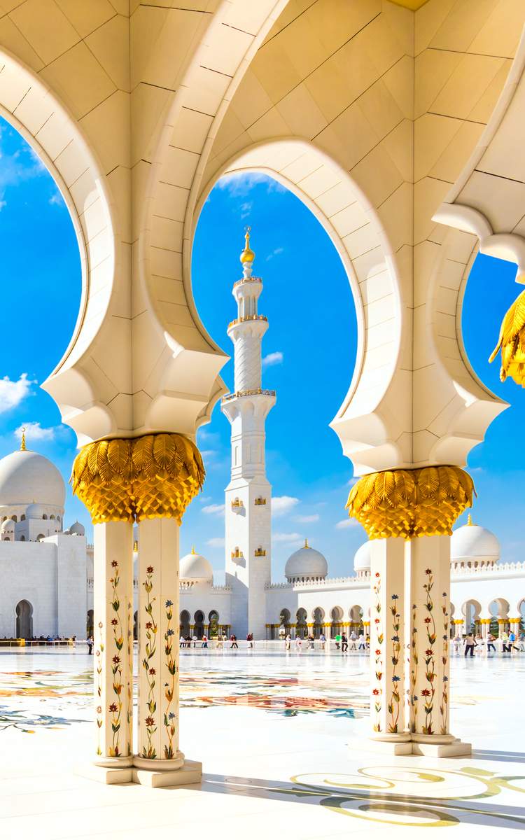 Fluege Abu Dhabi - Blick auf die Sheikh Zayed Moschee in Abu Dhabi