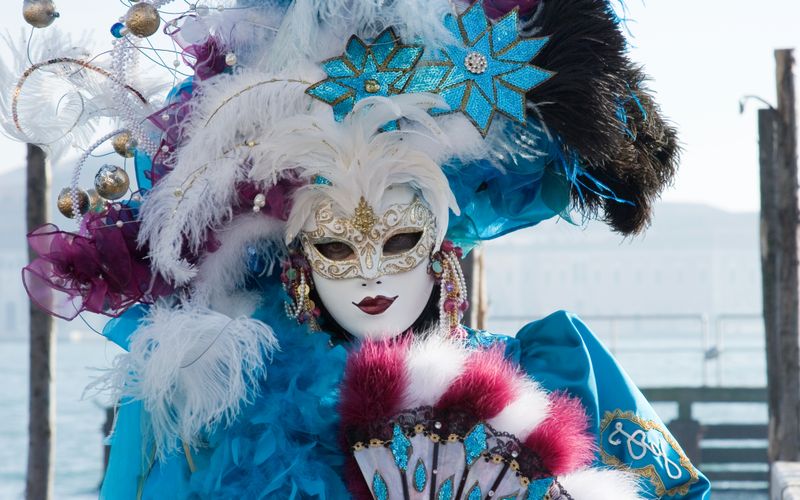 Flüge nach Venedig zum Karneval mit McFlight.