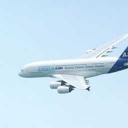 Flüge mit dem Airbus A380 bei McFlight.de buchen.