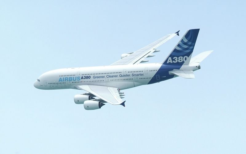 Flüge mit dem Airbus A380 bei McFlight.de buchen.