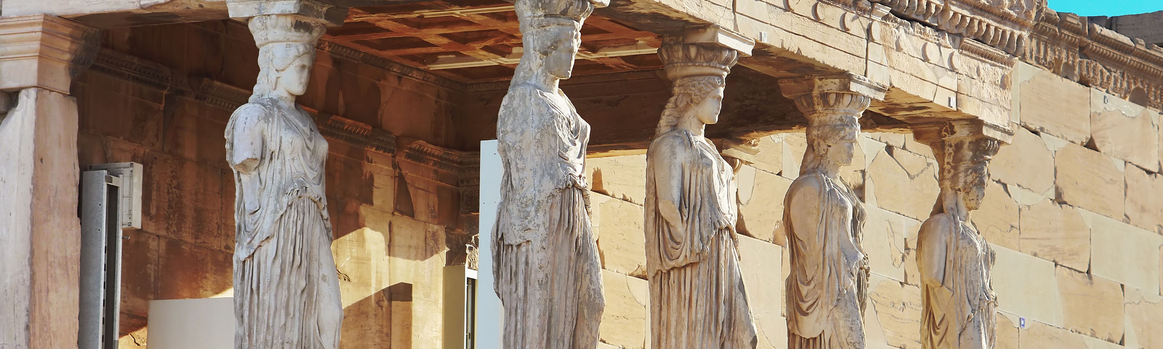Flüge Athen - Blick auf die  Korenhalle des Erechtheion in Athen