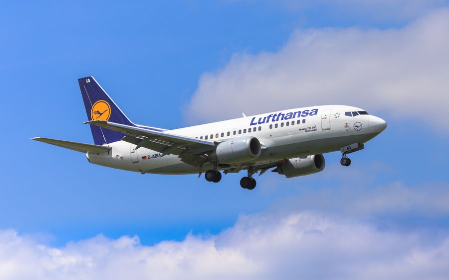 Lufthansa Piloten kündigen Streik an. Fallen alle Lufthansa Flüge aus ?
