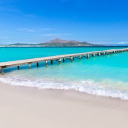 Günstige Flüge im Frühling 2026 nach Mallorca mit McFlight buchen.