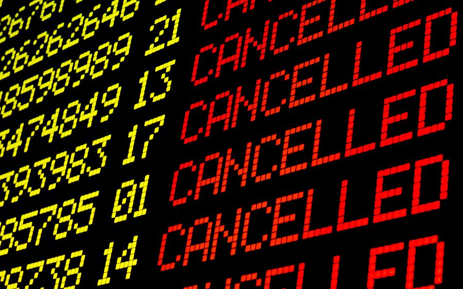 Flüge nach Nahost Luftraumsperren und Stornierungen im März 2026.