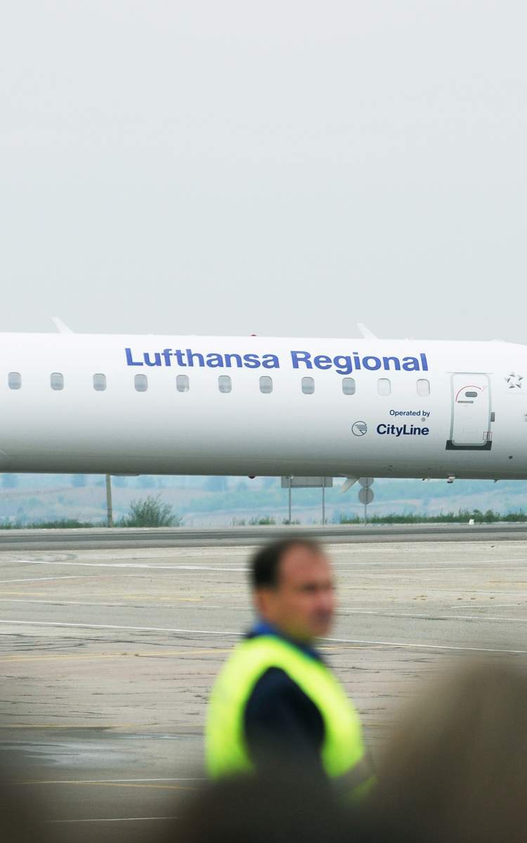 Neue Flüge mit Lufthansa City Airlines in 2026 mit Mcflight.