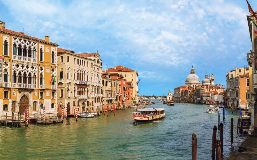 Fluege Venedig - Blick auf den Canal Grande in Venedig