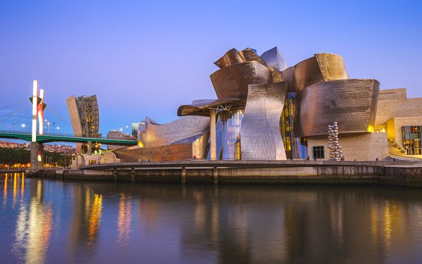 Fluege Bilbao - Das Guggenheim Museum in Bilbao
