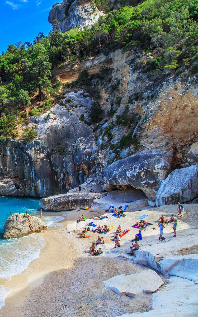 Flüge nach Olbia in Sardinien buchen mit McFlight.