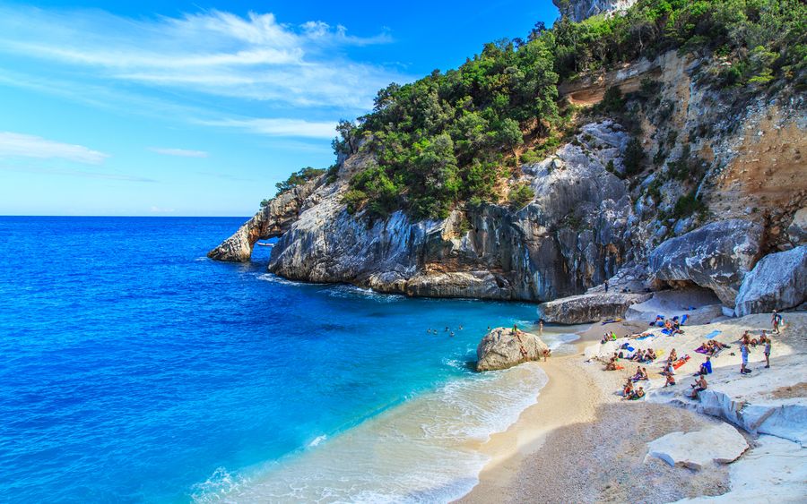 Flüge nach Olbia in Sardinien buchen mit McFlight.