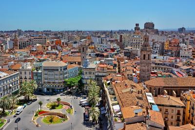 Valencia - Schöner Blick von der Kathedrale Valencia auf den Reina Square.