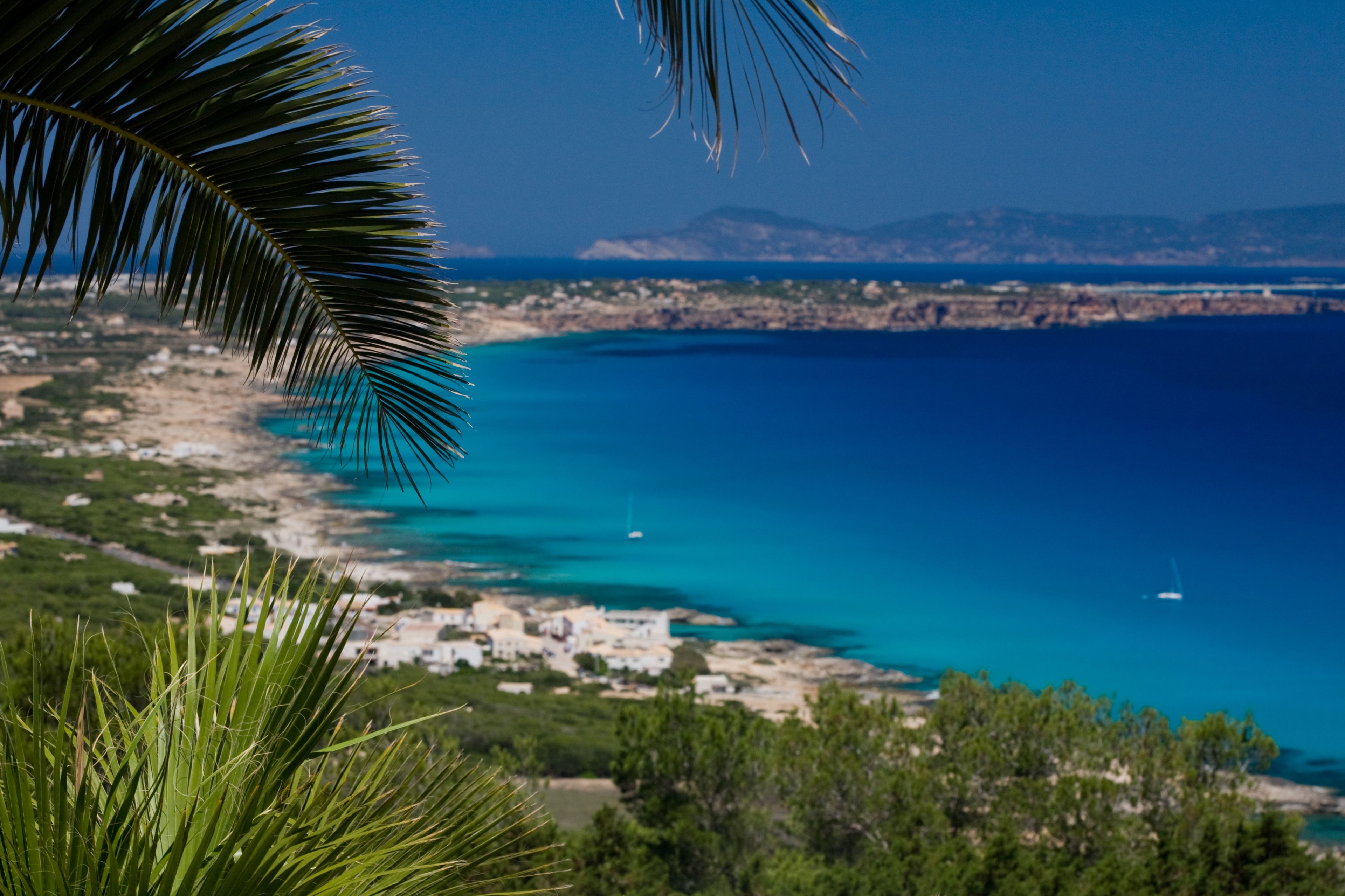 Schöner Blick über die Insel Ibiza.